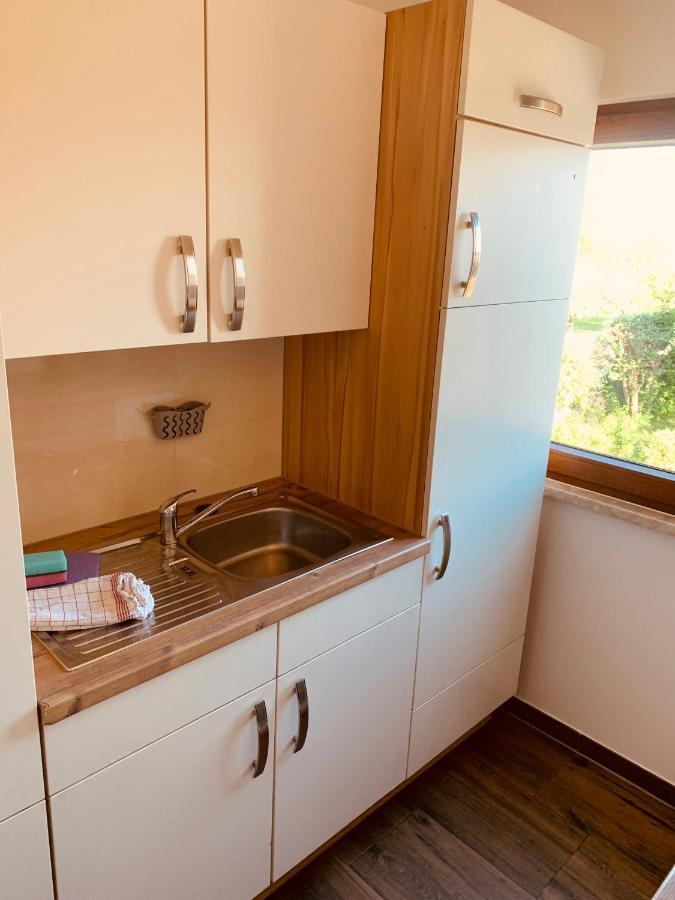 Felix Living 4, Modern & Cozy 2 Zimmer Wohnung, Balkon, Parkplatz Salzweg Extérieur photo
