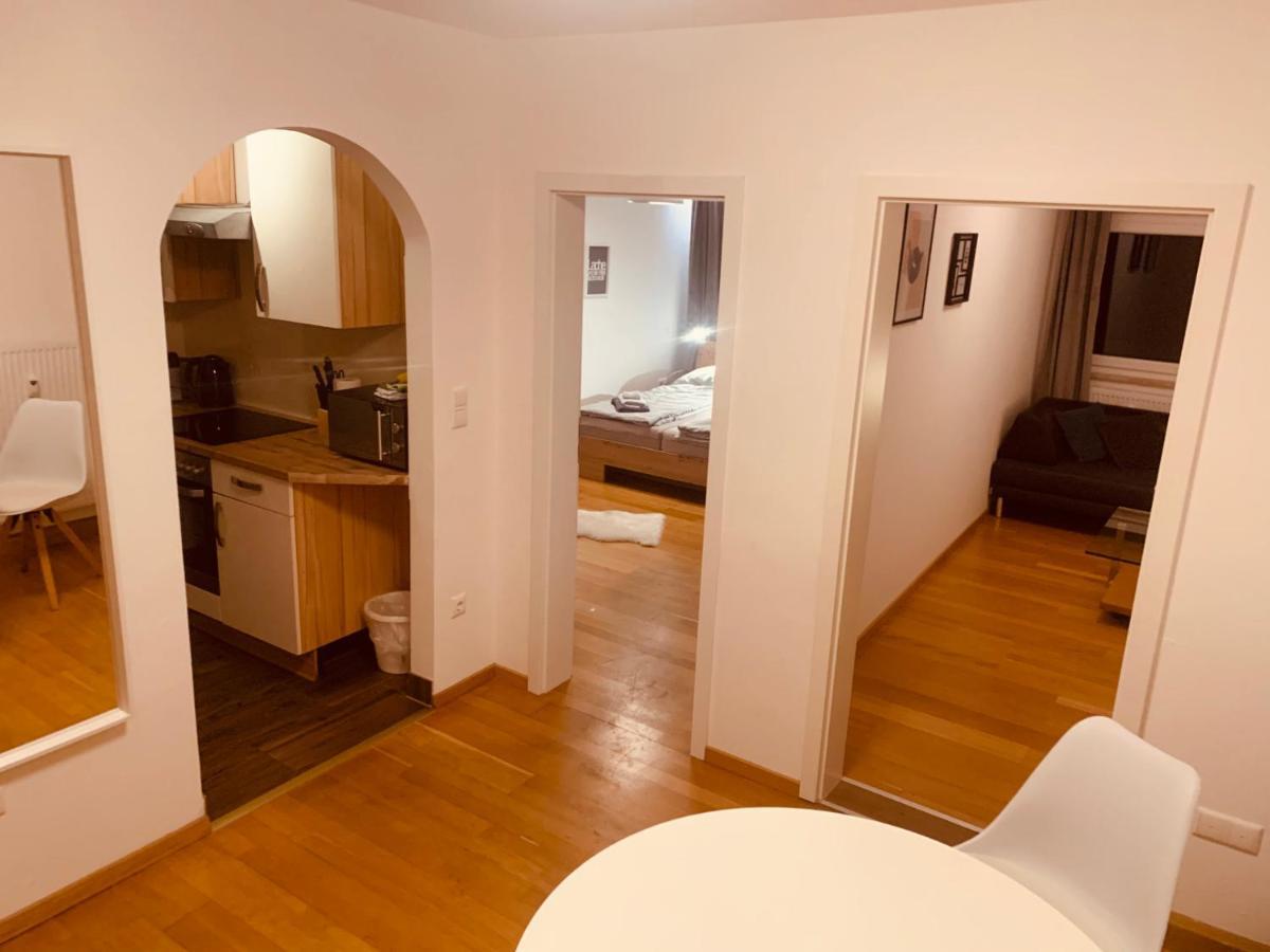 Felix Living 4, Modern & Cozy 2 Zimmer Wohnung, Balkon, Parkplatz Salzweg Extérieur photo